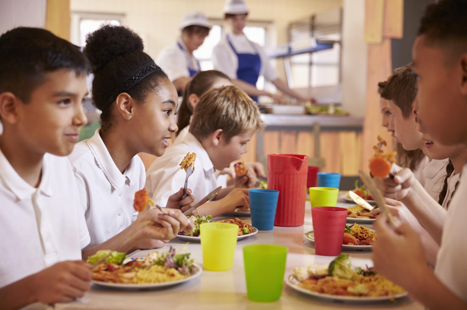 school children eating credit shutterstock